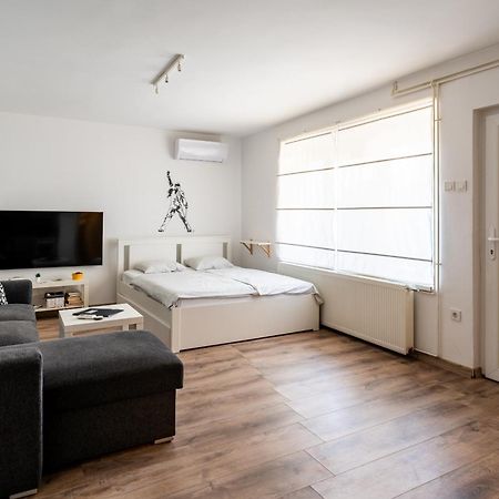 Studio Apartman Queen Belovár Kültér fotó